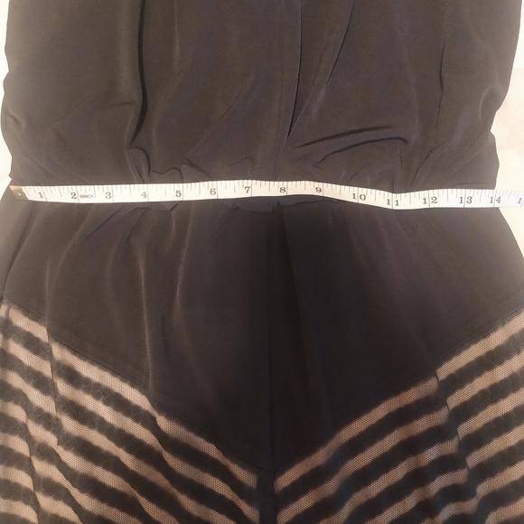 Dress up or down Black Halter Dress Like NEW Size 10 - Picture 5 of 8